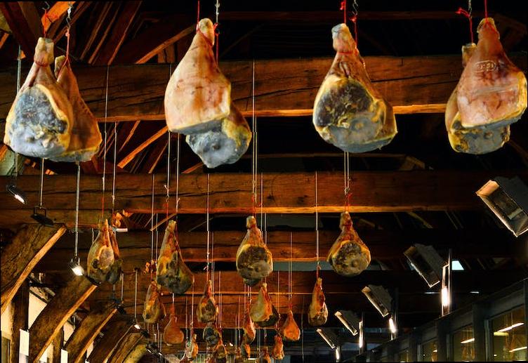 how big is london compared to new york